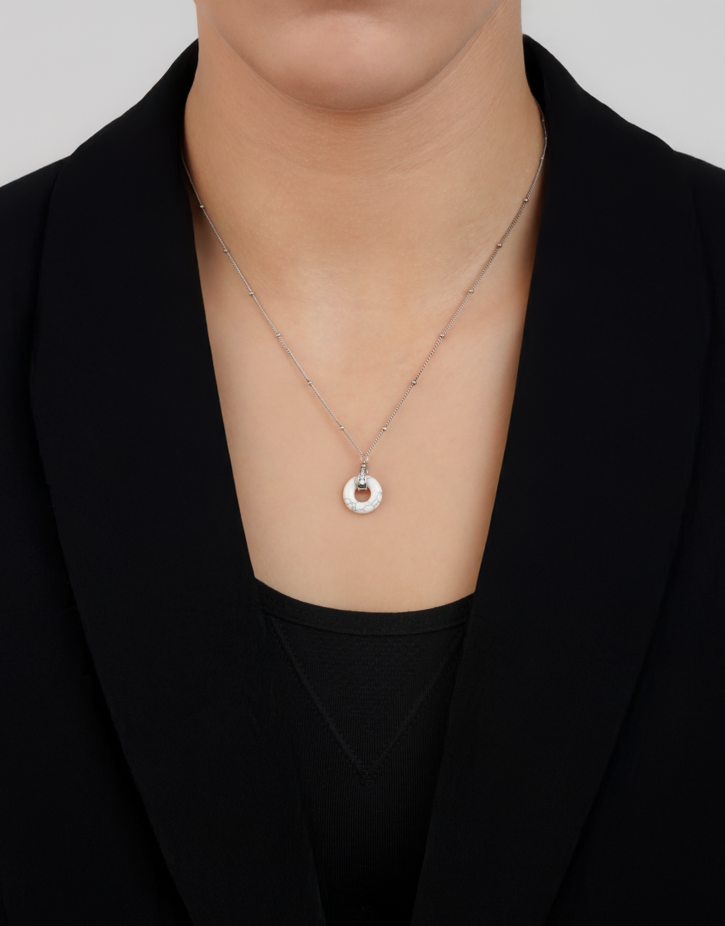 #Couleur_Howlite
