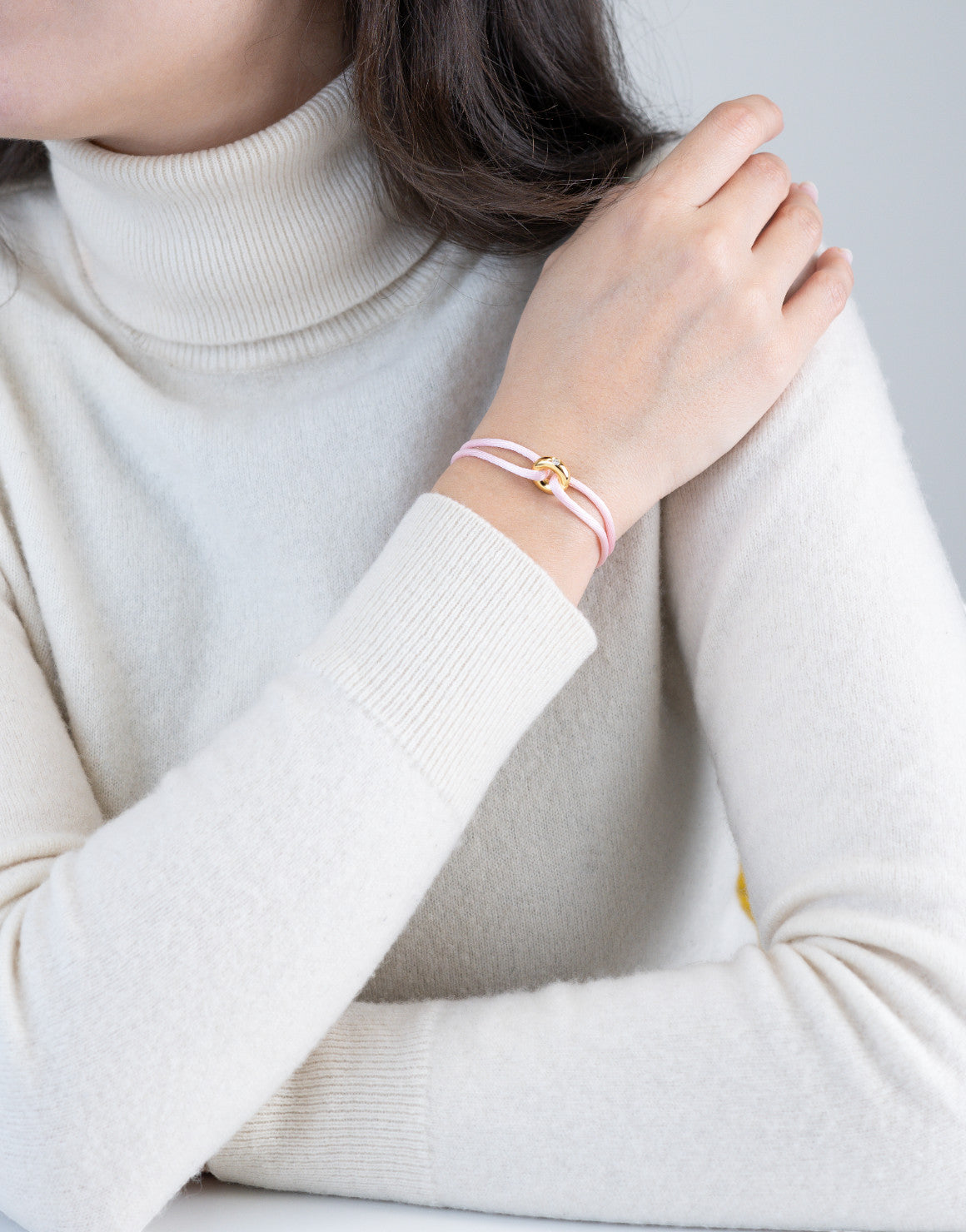 #Color_Light Pink