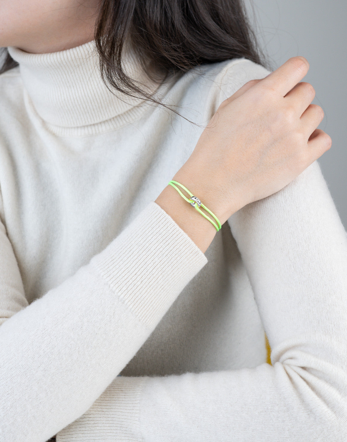 #Color_Neon Green