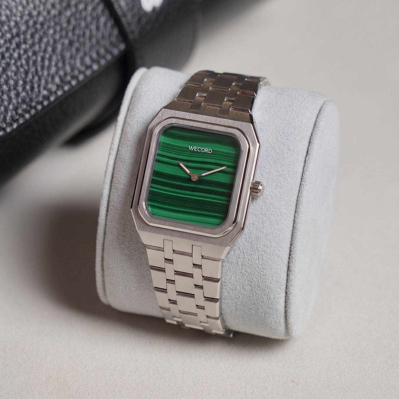 #Color_Malachite